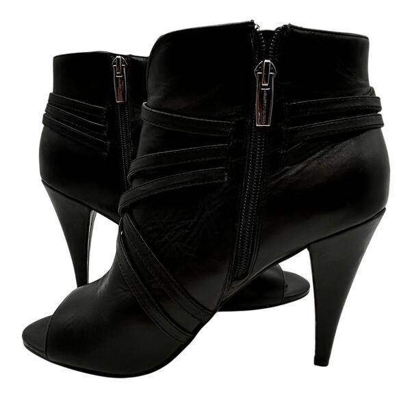 Vince Camuto Ayron Black Leather Peep Toe Ankle Booties Strappy Heels Size 8 - Picture 1 of 14